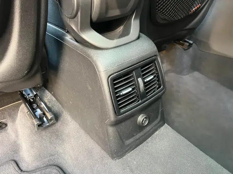 BMW X1 2016 sDrive18Li Premium — миниатюра 8
