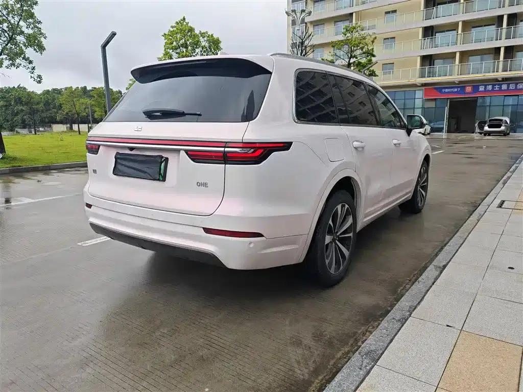 Li Auto ONE 2020 Extended Range 6-Seater — миниатюра 9
