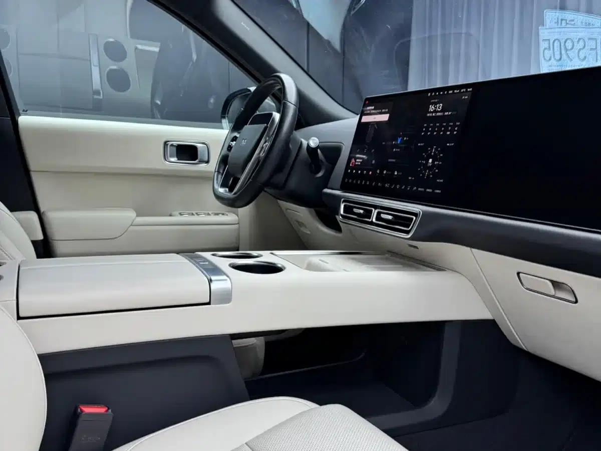 Li Auto L9 2022 Max — миниатюра 8