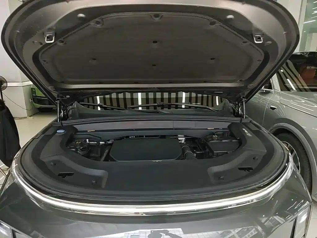 Li Auto L9 2022 Max — миниатюра 20