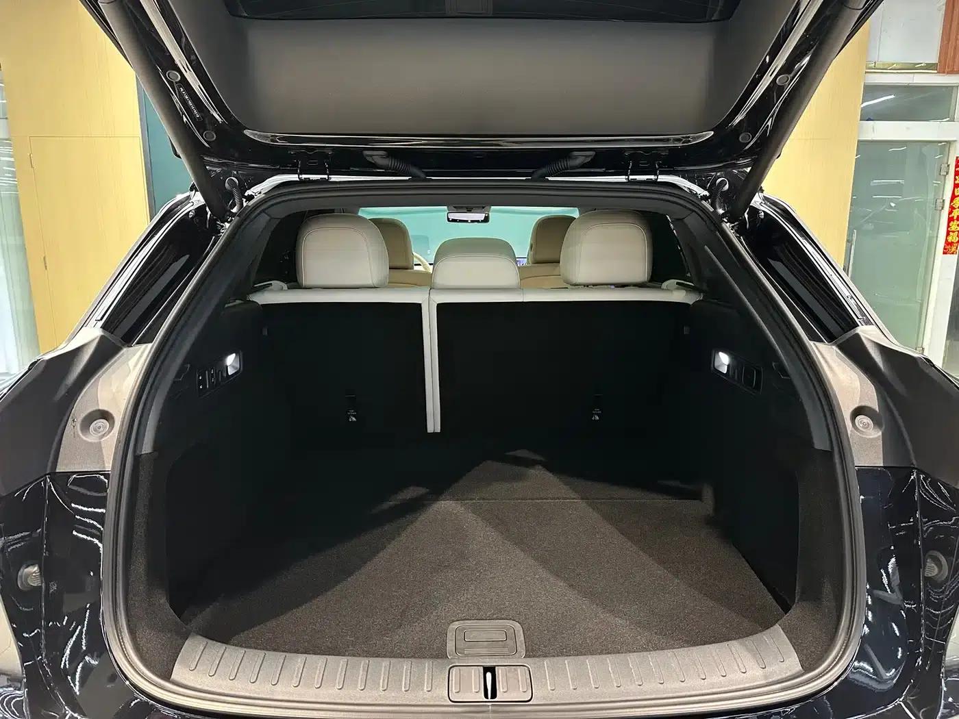 Li Auto i6 2025 AWD Standard Edition — миниатюра 12
