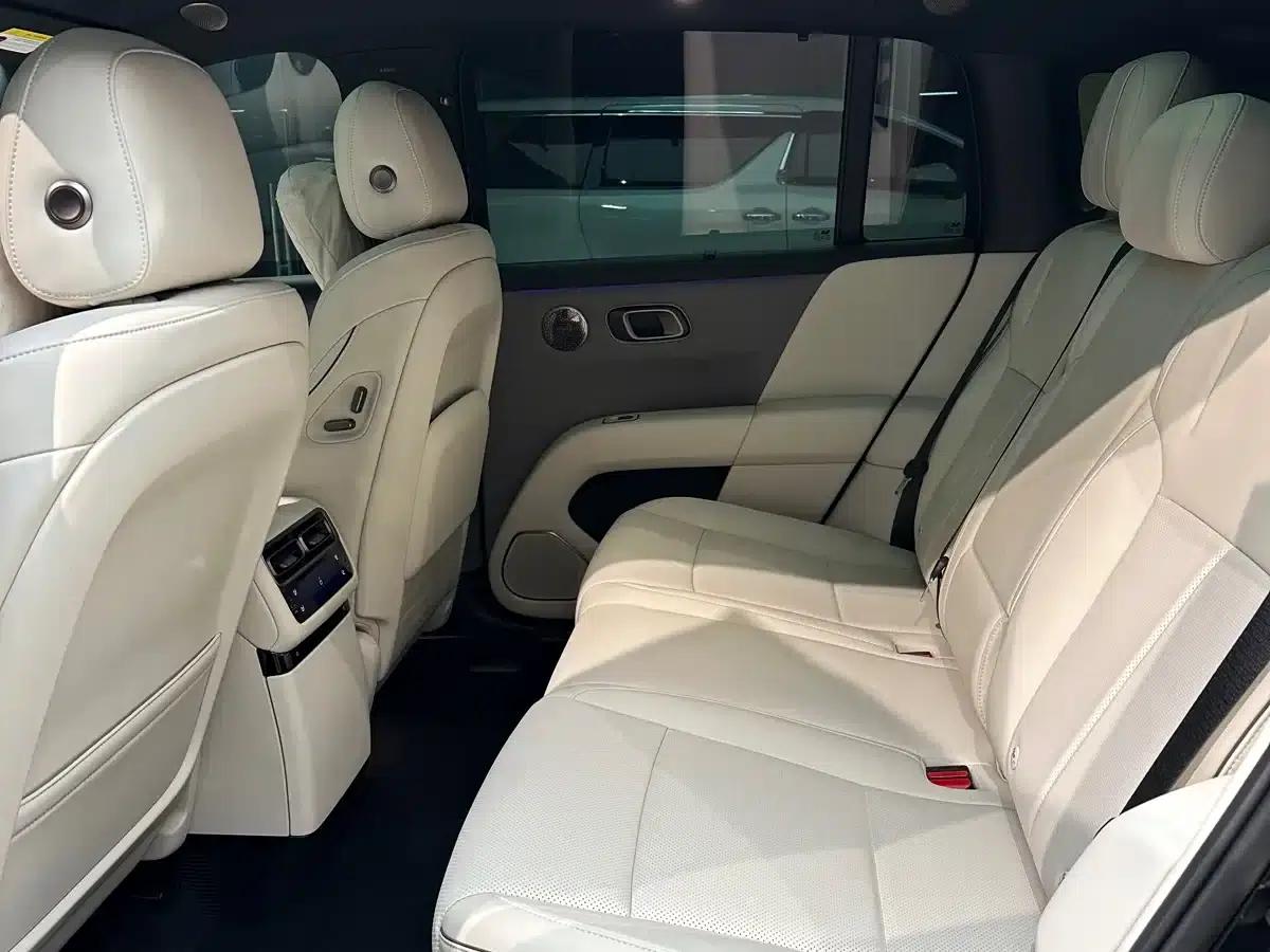 Li Auto i6 2025 AWD Standard Edition — миниатюра 6
