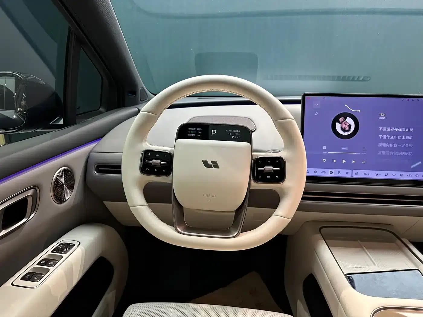 Li Auto i6 2025 AWD Standard Edition — миниатюра 8