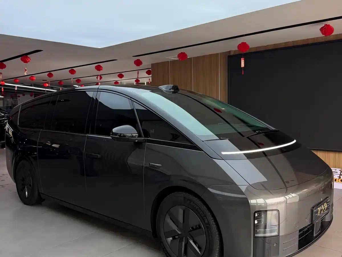 Li Auto MEGA 2024 Ultra — миниатюра 3