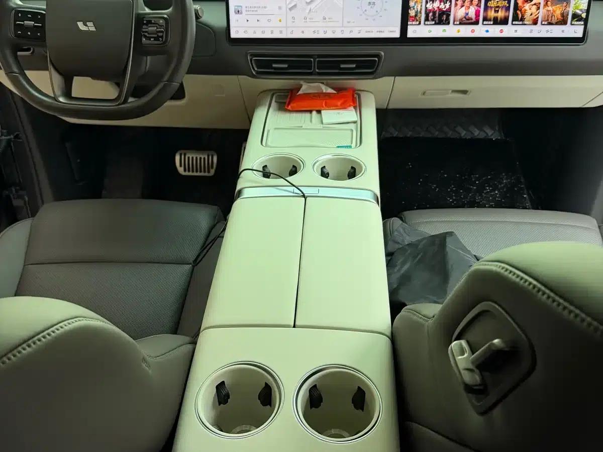 Li Auto MEGA 2024 Ultra — миниатюра 8