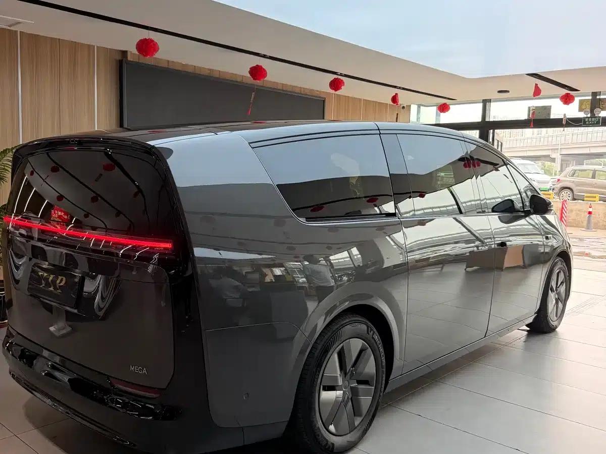 Li Auto MEGA 2024 Ultra — миниатюра 10