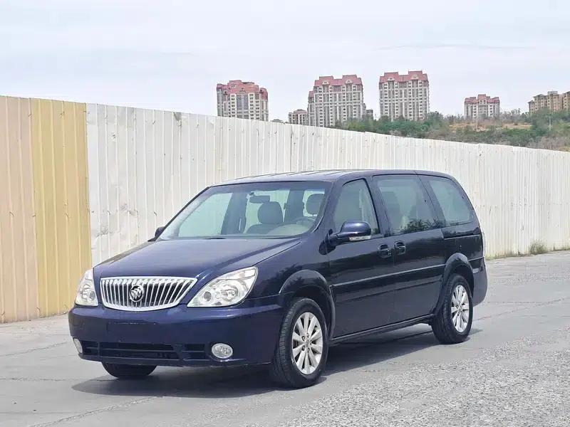 Buick GL8 2014 2.4L Classic Edition — миниатюра 1