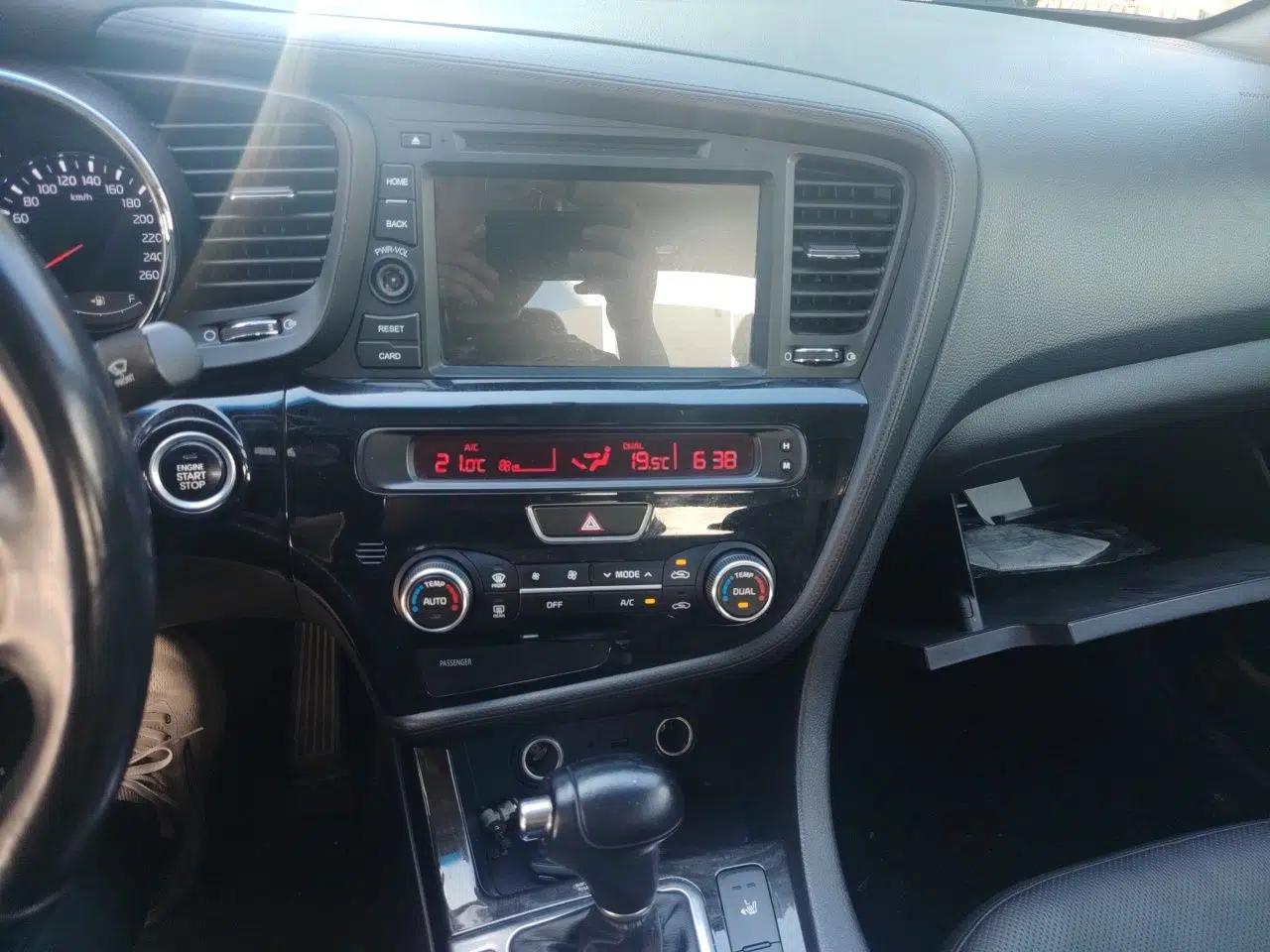 Kia K5 2014 2.0L Automatic LUXURY — миниатюра 13