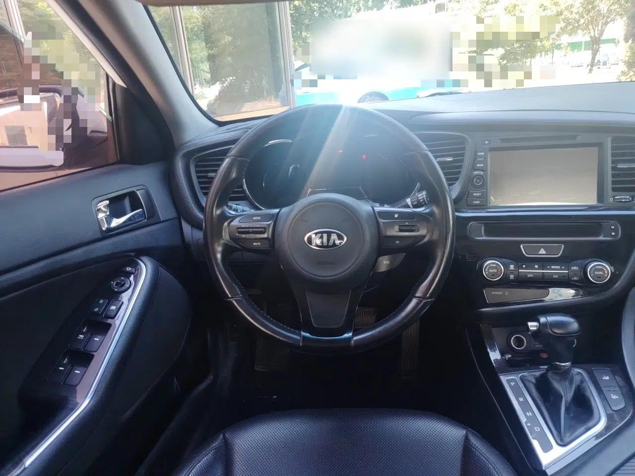 Kia K5 2014 2.0L Automatic LUXURY — миниатюра 10