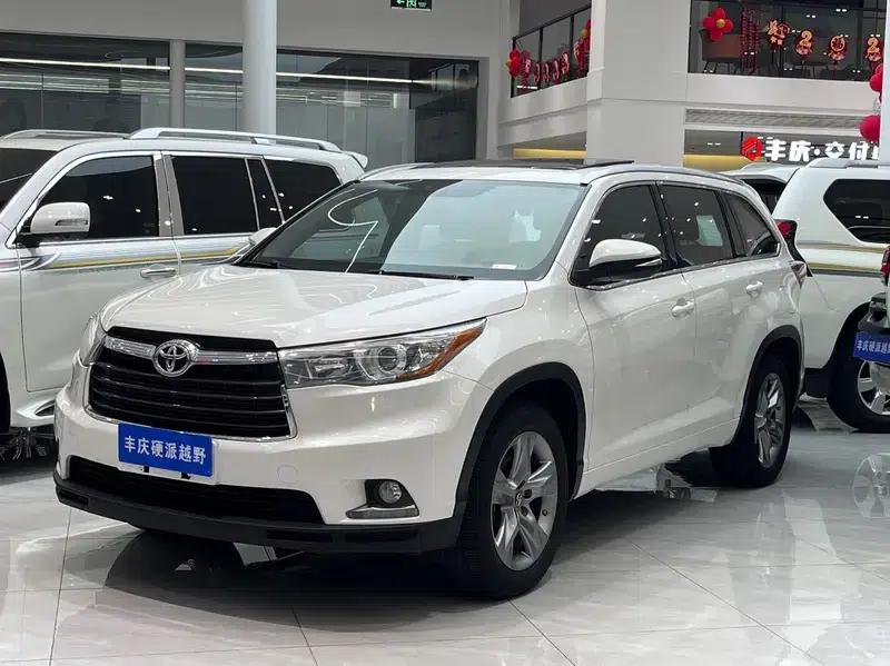 2017 Highlander 2.0T AWD Luxury 7-seater — миниатюра 1