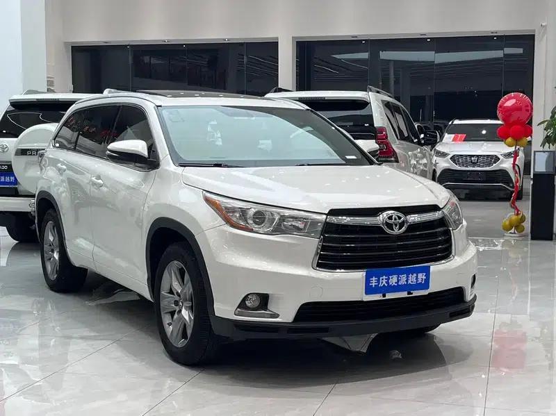 2017 Highlander 2.0T AWD Luxury 7-seater — миниатюра 3