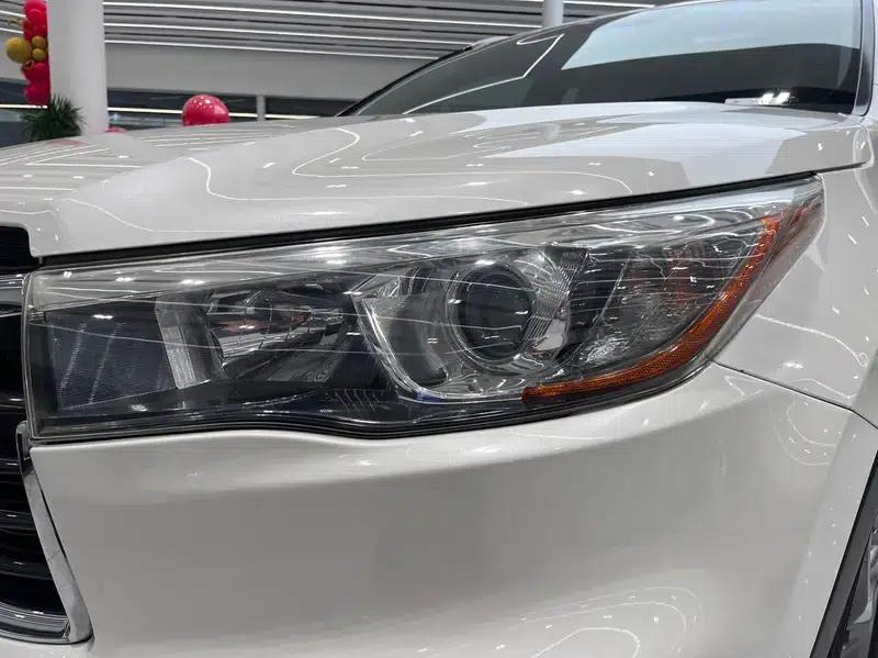 2017 Highlander 2.0T AWD Luxury 7-seater — миниатюра 5