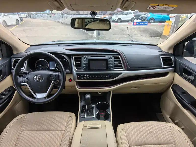 2017 Highlander 2.0T AWD Elite Edition 7-seater — миниатюра 13