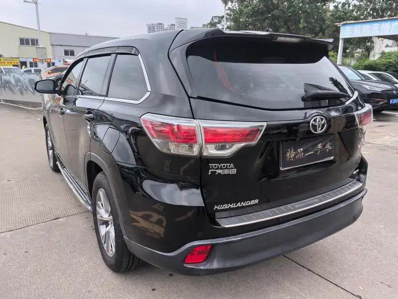 2017 Highlander 2.0T AWD Elite Edition 7-seater — миниатюра 5