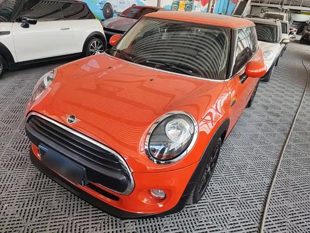 2018 MINI 1.5T ONE PLUS — миниатюра 1