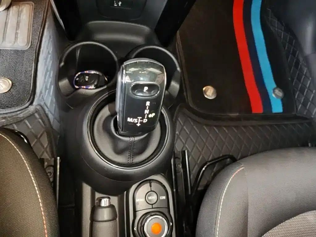 2018 MINI 1.5T ONE PLUS — миниатюра 14