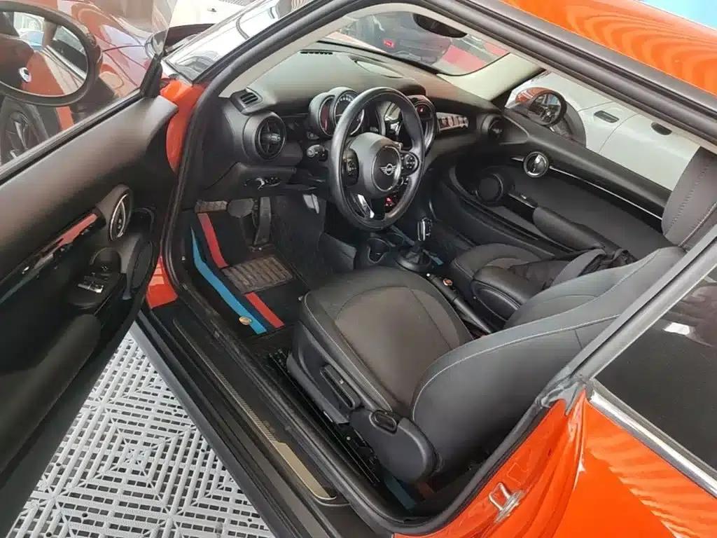 2018 MINI 1.5T ONE PLUS — миниатюра 16