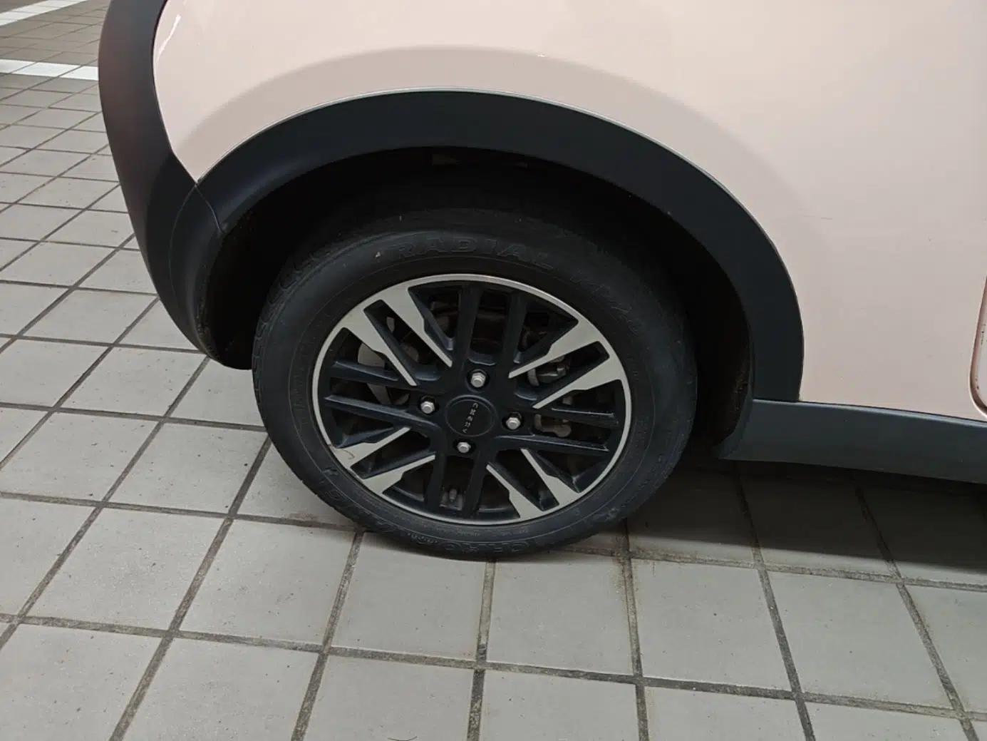 Chery QQ Little Ant 2022 Revised Version Sweet Pink Edition Half-Sugar Version Lithium Iron Phosphate 30.7 kWh 30 kW 301 km — миниатюра 11