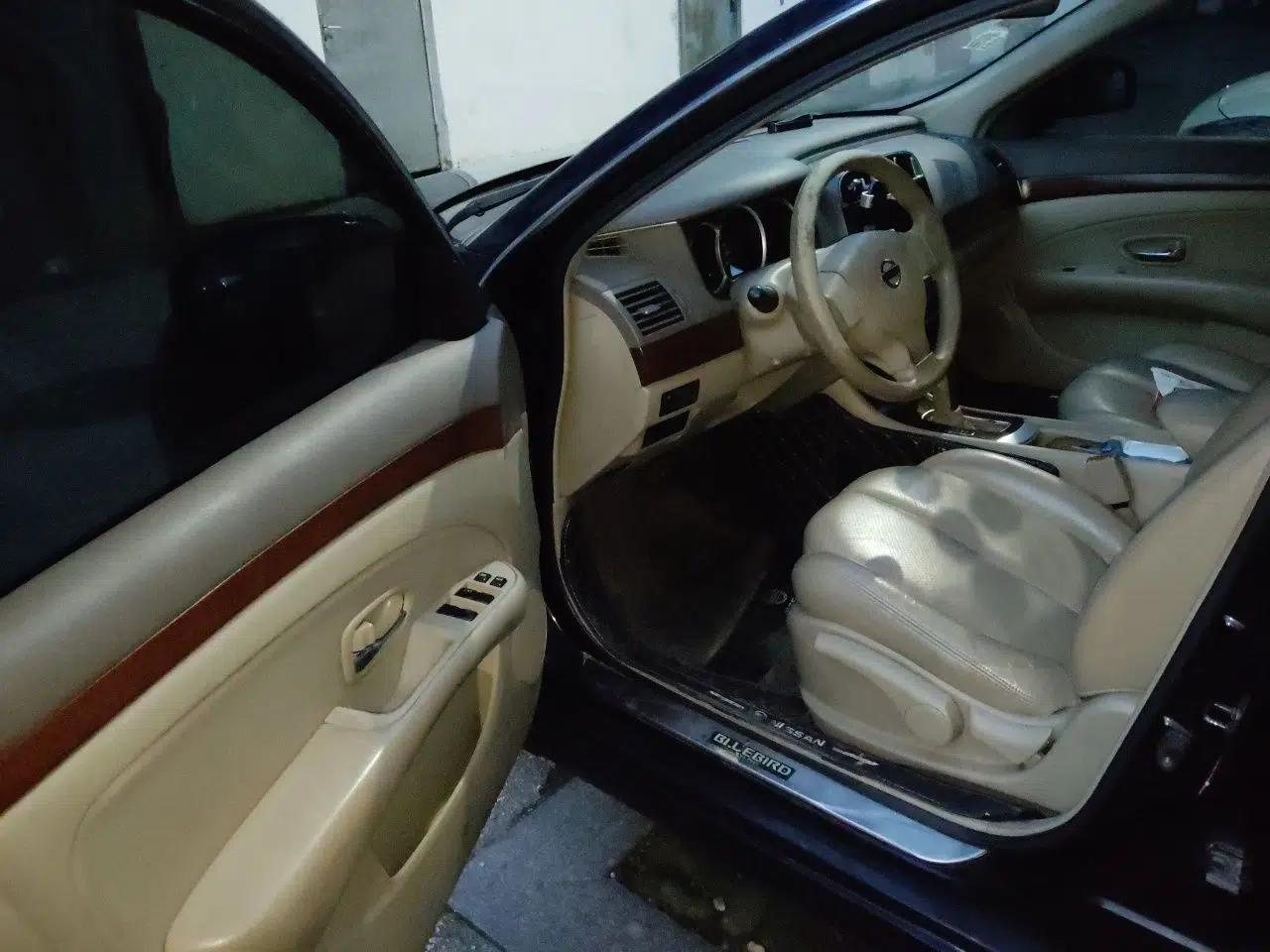 Nissan Sylphy 2009 1.6XL Automatic Luxury Sunroof Edition — миниатюра 16