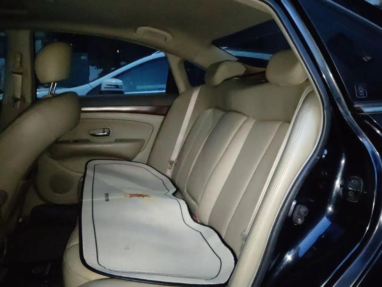 Nissan Sylphy 2009 1.6XL Automatic Luxury Sunroof Edition — миниатюра 17