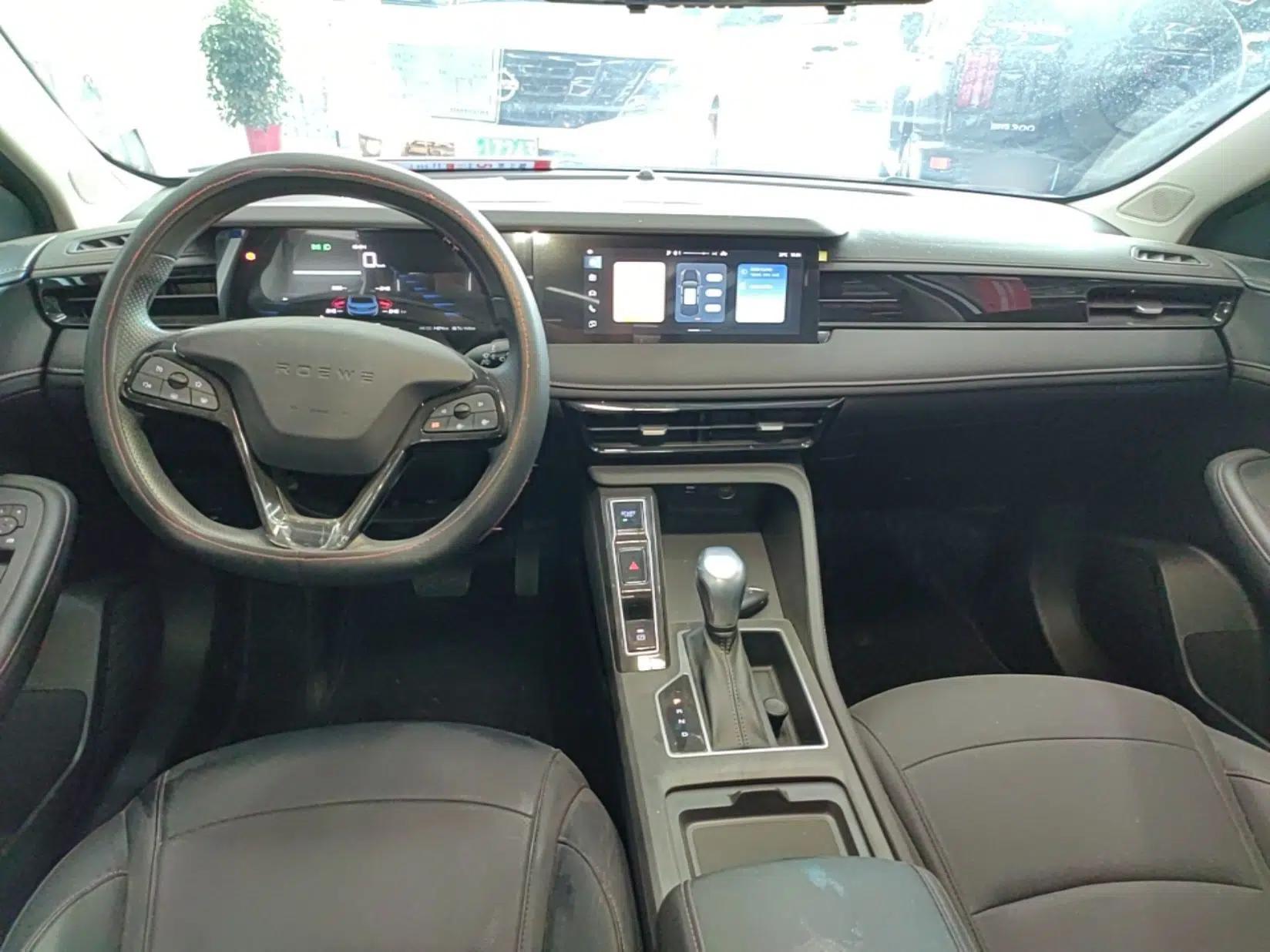 Roewe i5 2023 1.5L CVT Luxury Edition — миниатюра 12