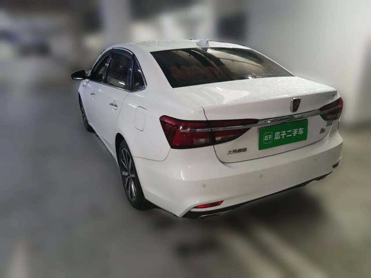Roewe i6 2018 20T Automatic Internet Smart Edition — миниатюра 4
