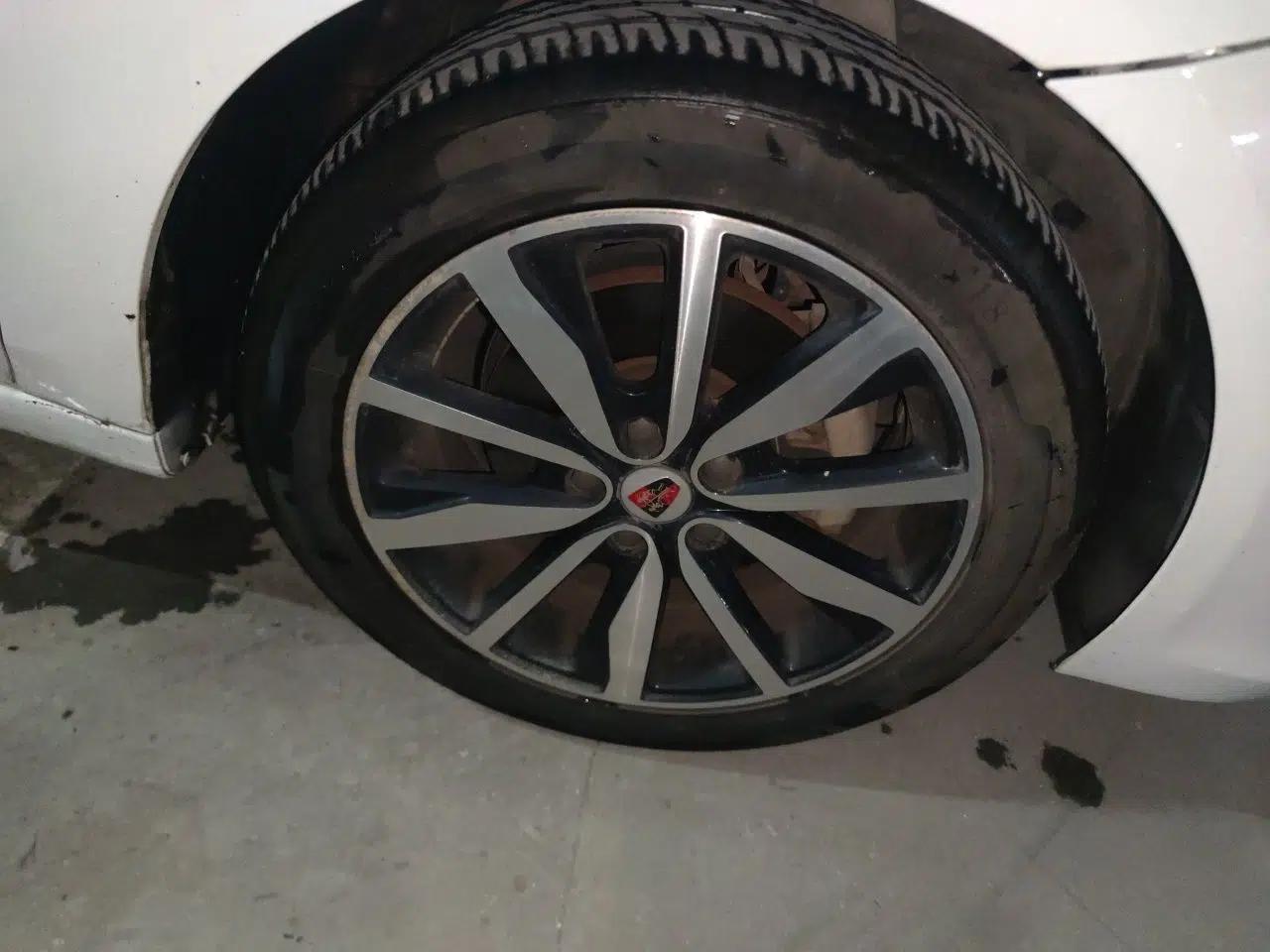 Roewe i6 2018 20T Automatic Internet Smart Edition — миниатюра 8