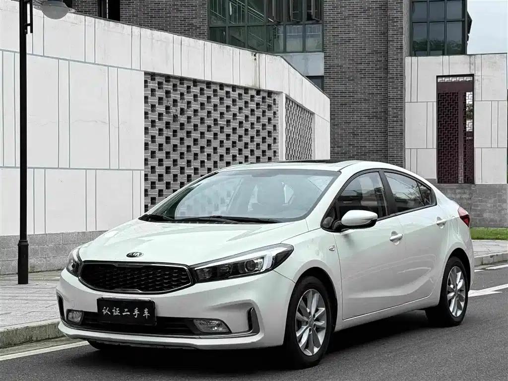Kia K3 2016 1.6L Automatic GLS — миниатюра 3