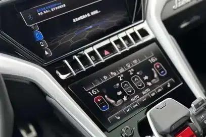 2021 Urus 4.0T V8 — миниатюра 8