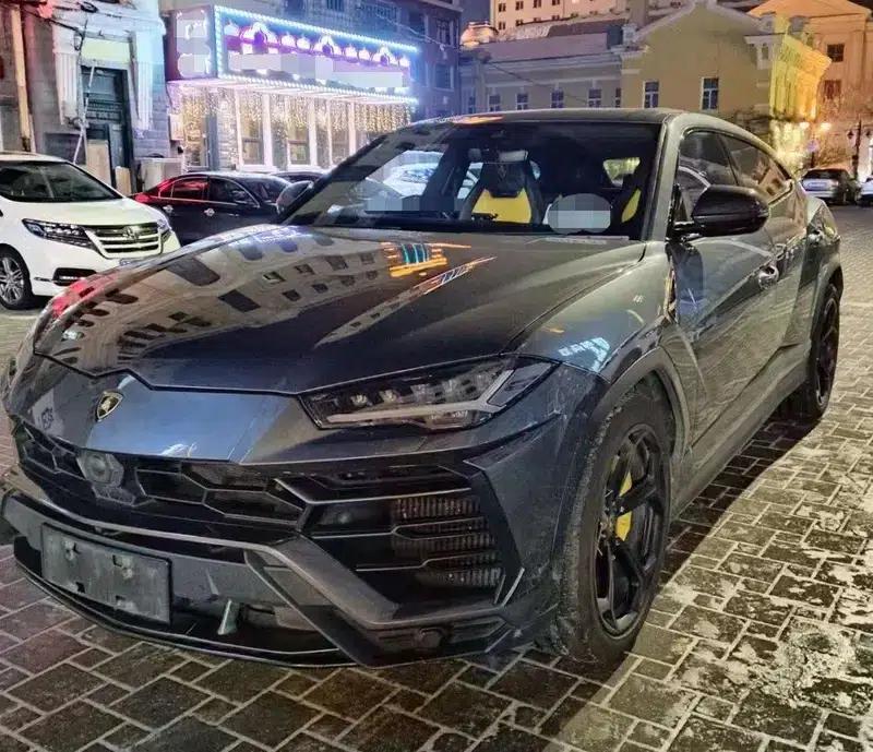 2018 Urus 4.0T V8 — миниатюра 1