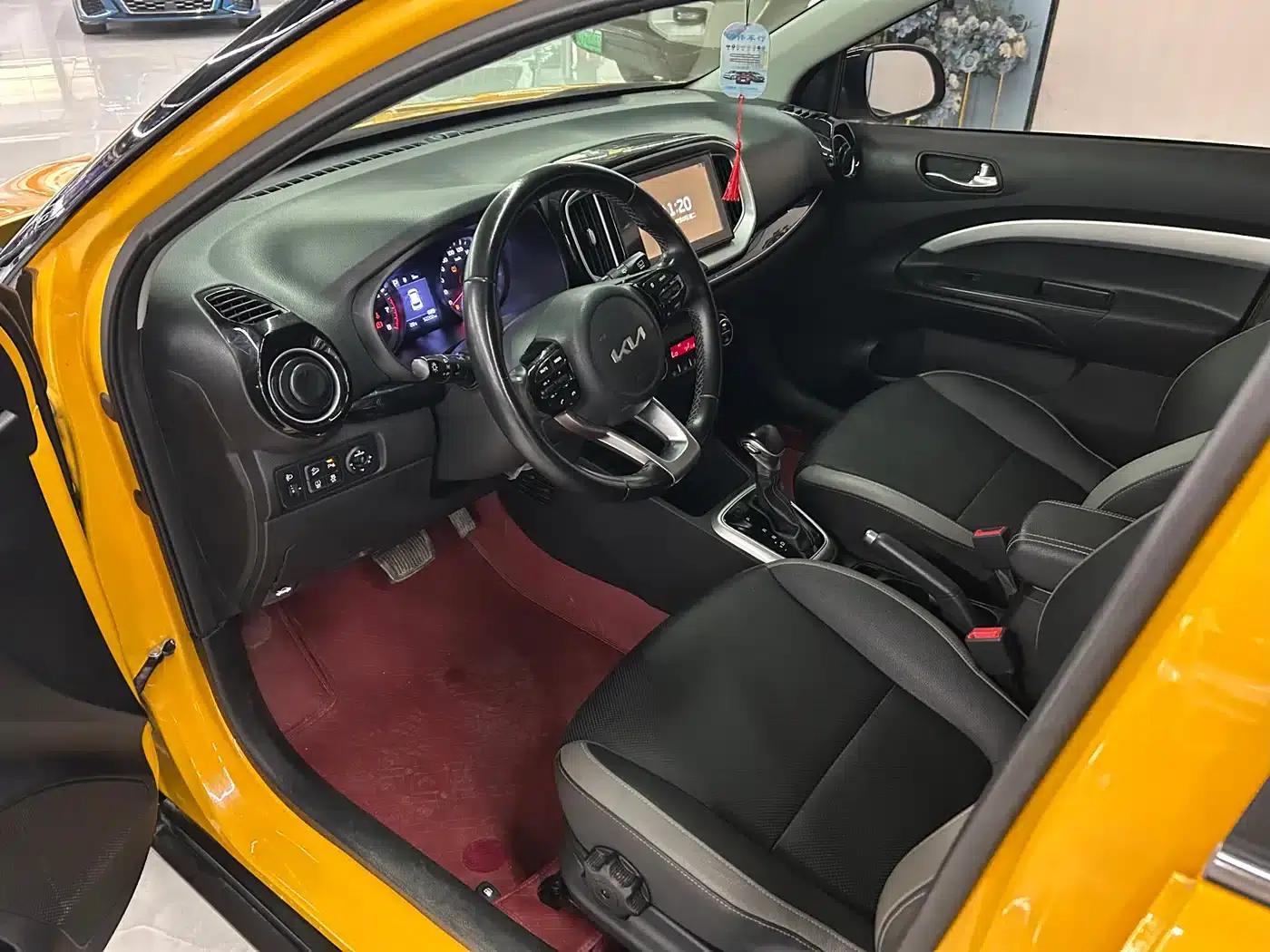 Kia K3 2021 1.4L CVT Enjoy Sunroof Edition — миниатюра 4