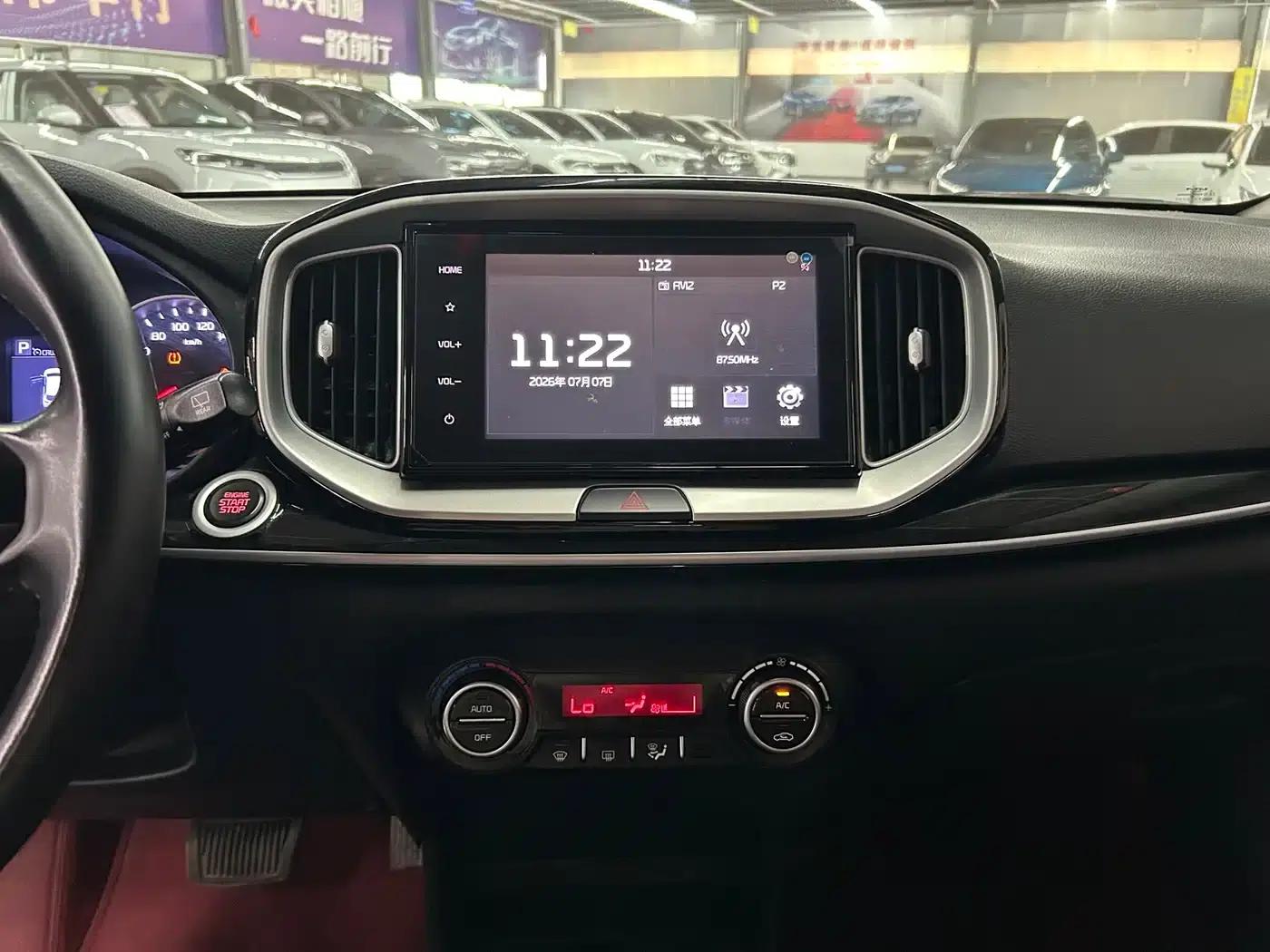 Kia K3 2021 1.4L CVT Enjoy Sunroof Edition — миниатюра 10