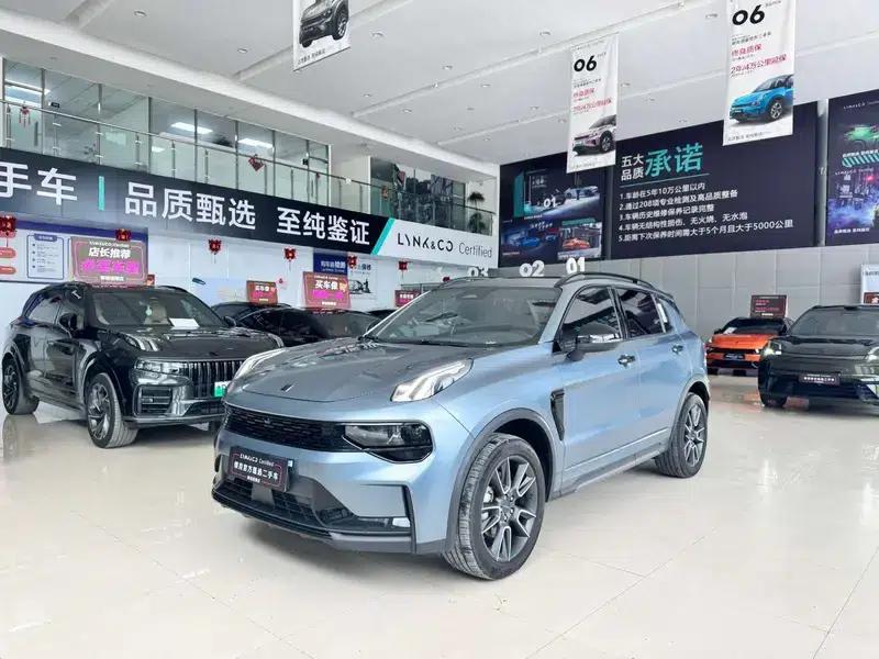 Lynk & Co 01 2025 2.0TD Two-Wheel Drive Refreshed Pro Edition — миниатюра 1