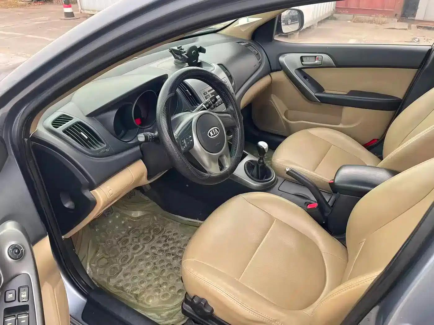 2011 Forte 1.6L MT GLS — миниатюра 9