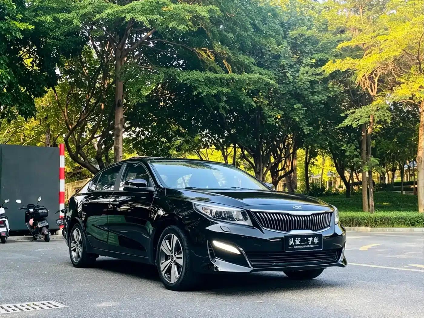 Kia K5 2017 1.8L Automatic DLX — миниатюра 3