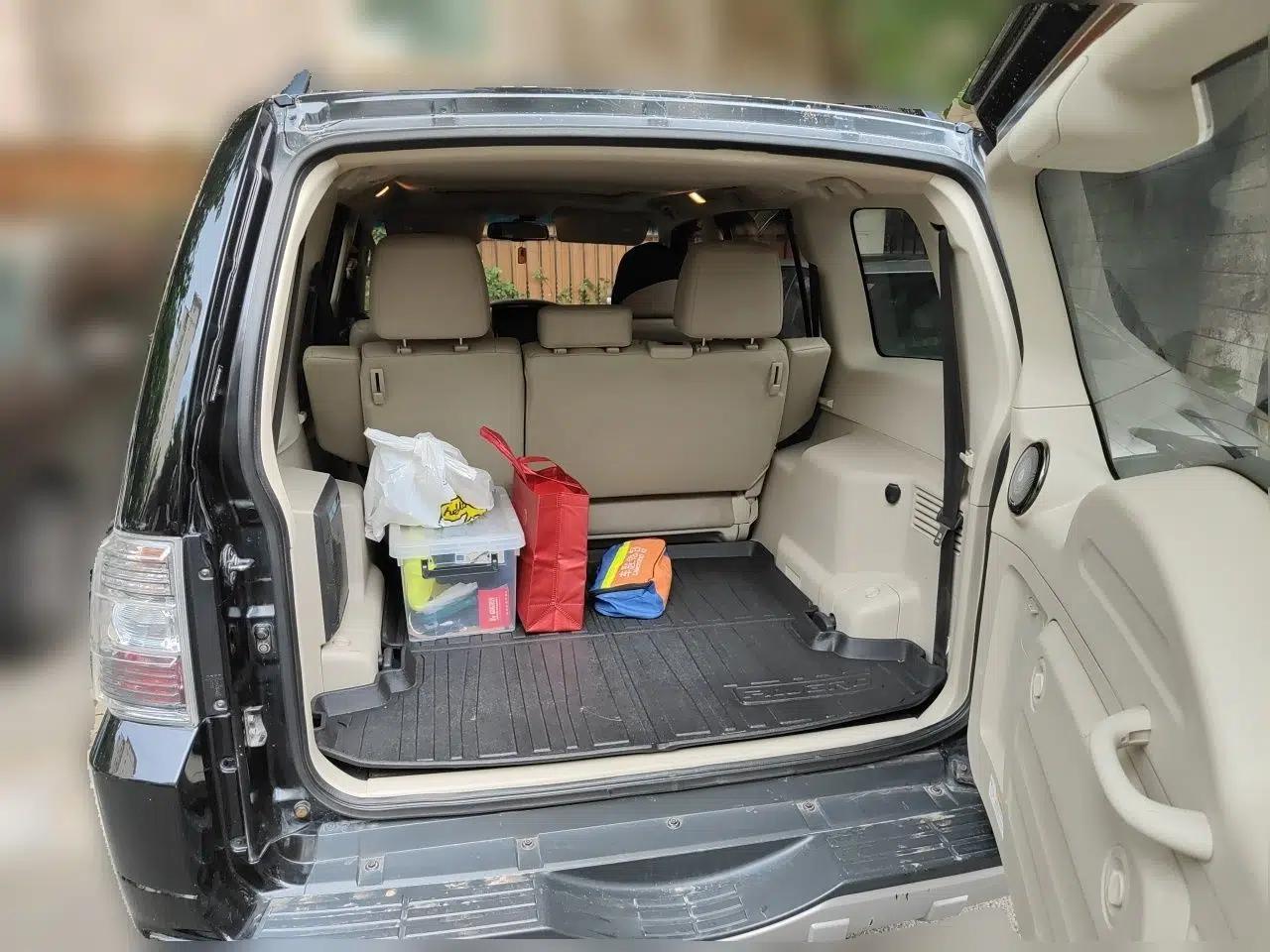 Mitsubishi Pajero Pajero (parallel import, 2018 model V97, 3.8L five-door automatic GLS with sunroof, U.S. specification, priced at 380,000 yuan) — миниатюра 19