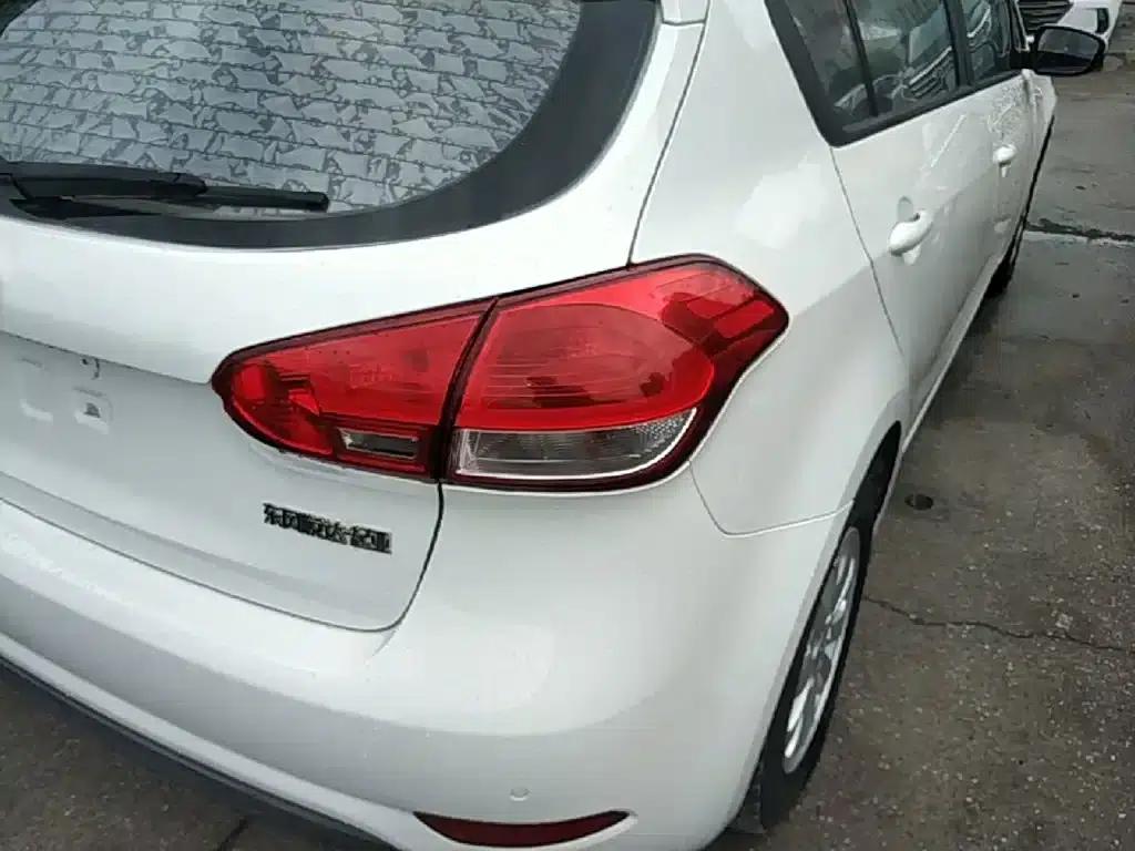 Kia K3S 2014 1.6L Automatic GL — миниатюра 8