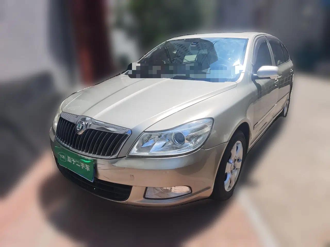 Skoda Octavia 2012 1.4TSI DSG Yijun Edition — миниатюра 1