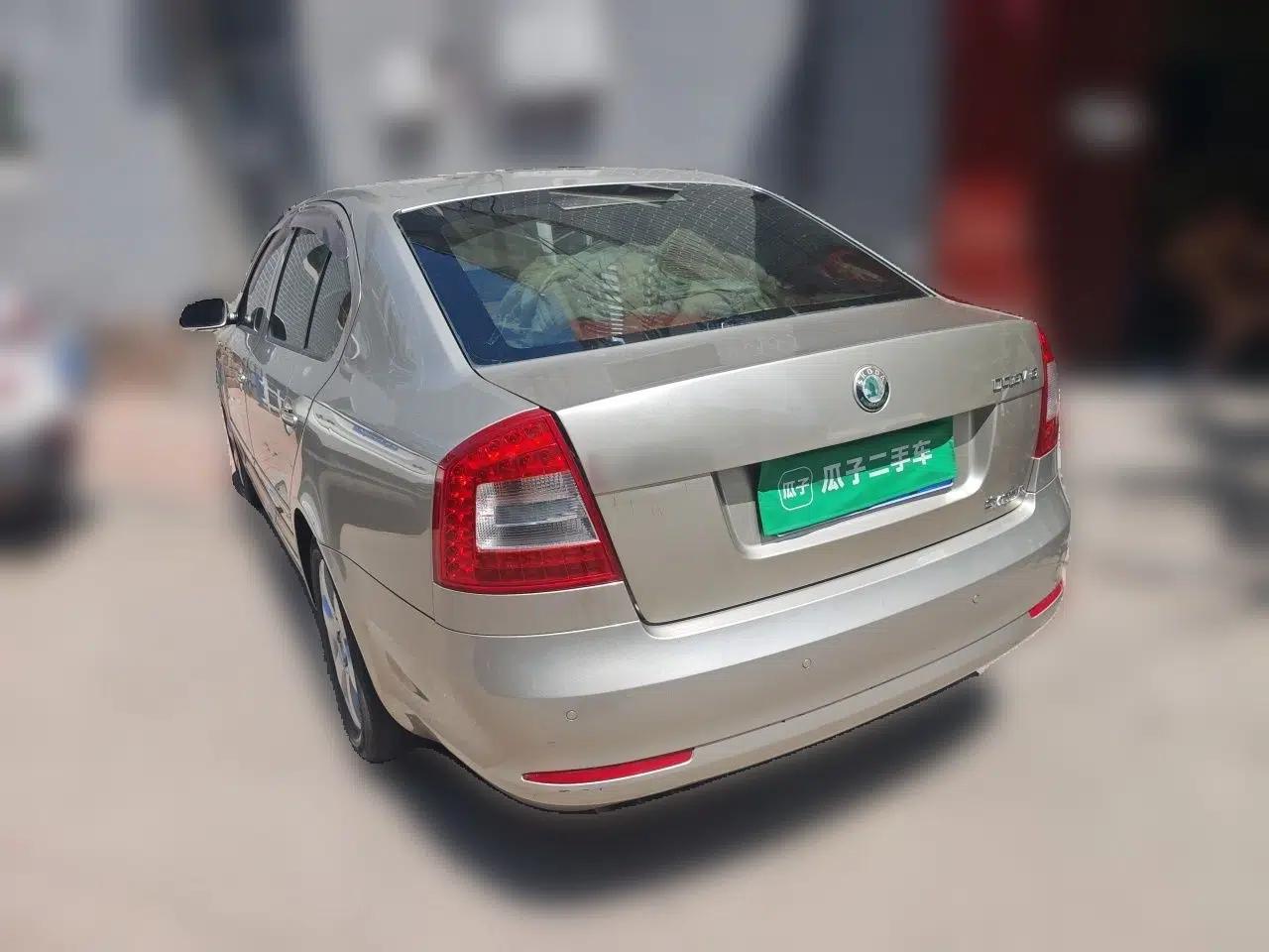 Skoda Octavia 2012 1.4TSI DSG Yijun Edition — миниатюра 4