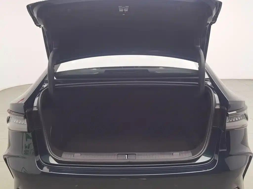 Chery Arrizo 8 2025 2.0T Automatic Plus — миниатюра 16