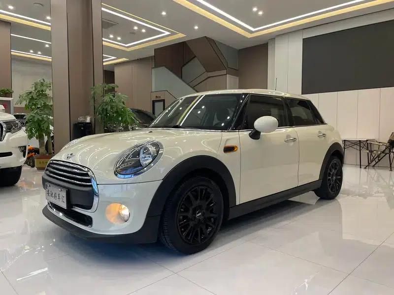 2018 MINI 1.5T ONE PLUS 5-Door — миниатюра 1