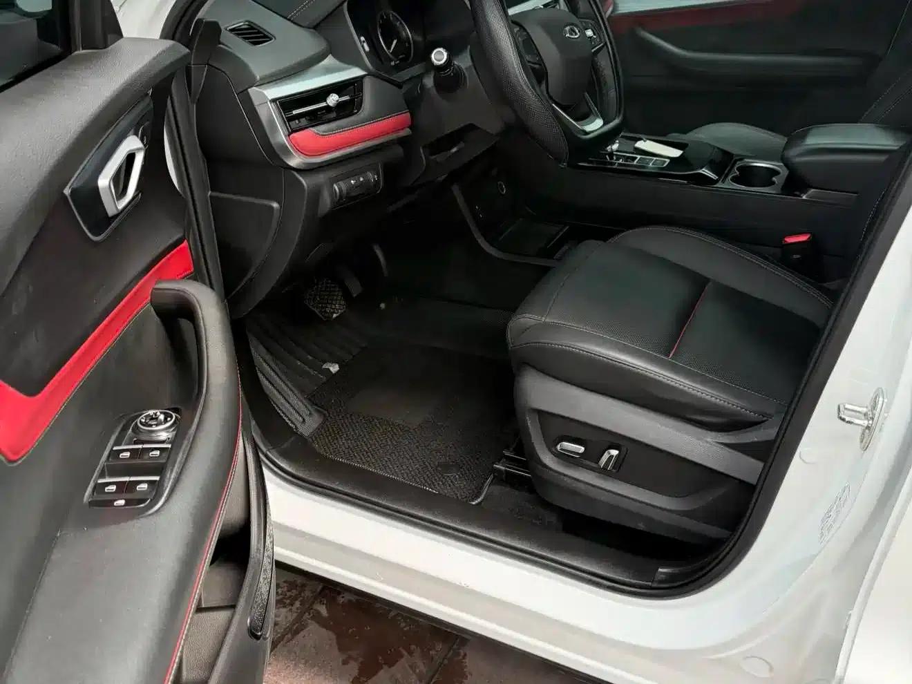 Chery Tiggo 7 2022 Divine Sport Edition 1.5T CVT Divine Sport No. 1+ — миниатюра 8
