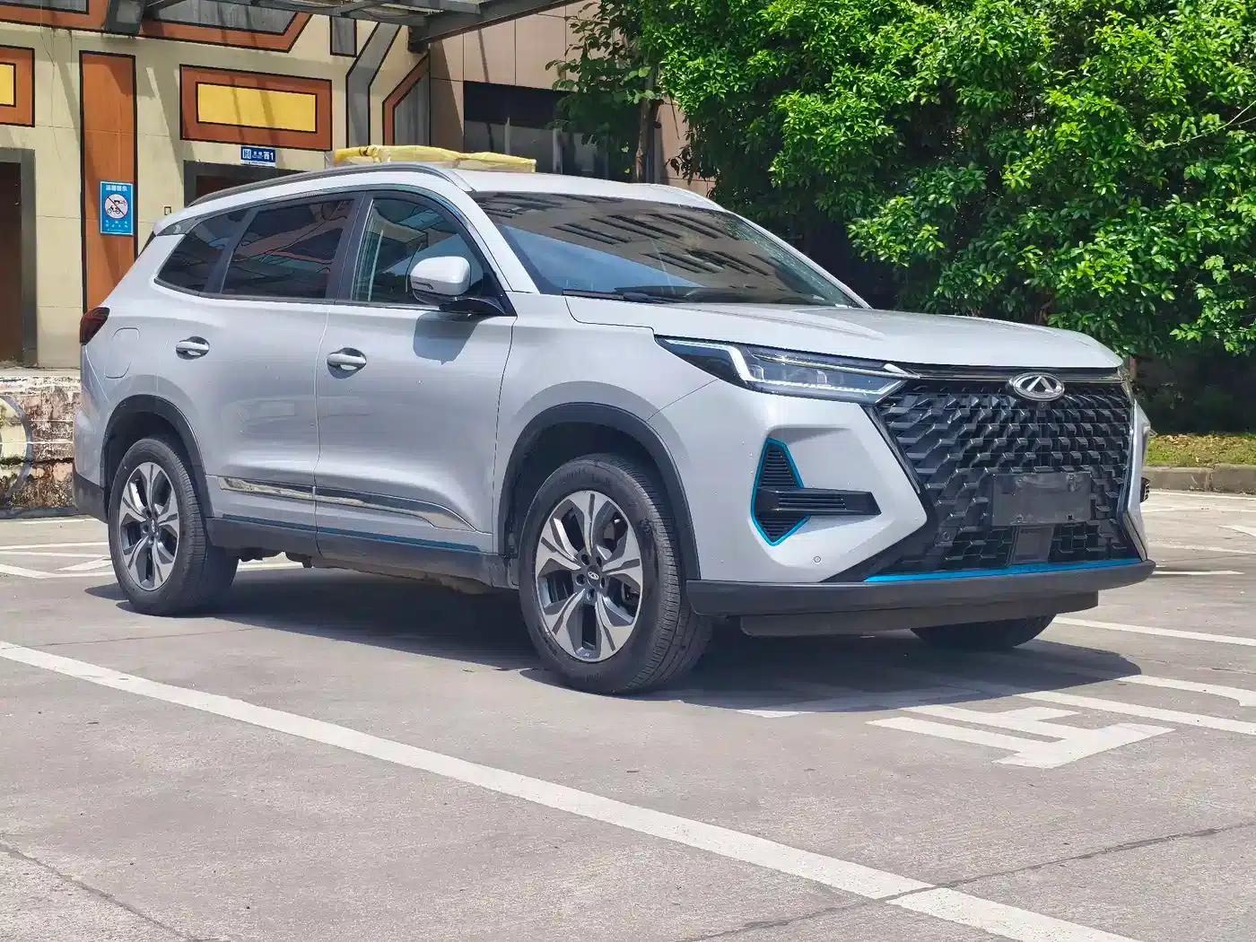 Chery Tiggo 8 PRO PHEV 2023 1.5T Premium Edition — миниатюра 4