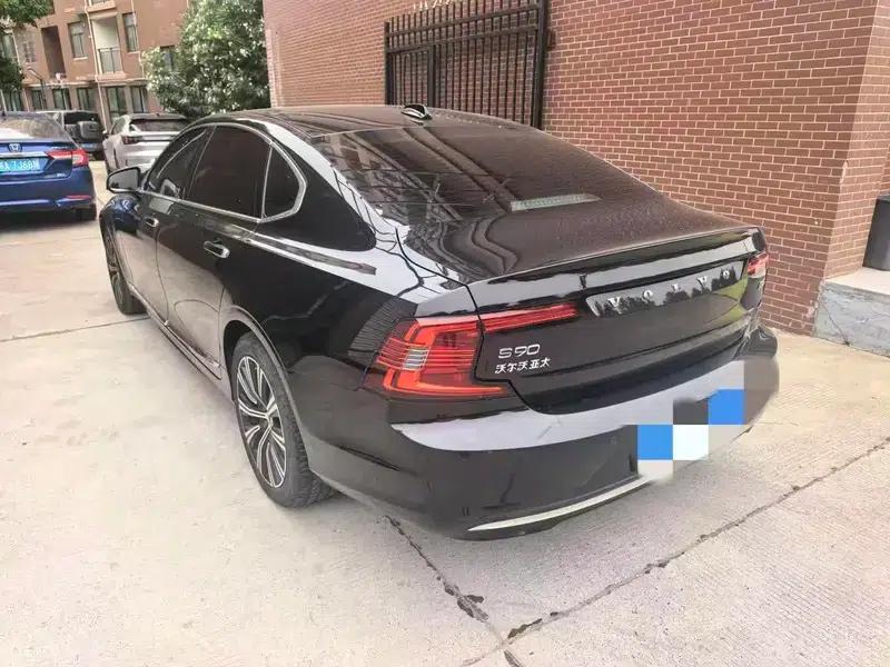 2021 Volvo S90 B5 Smart Luxury Edition — миниатюра 4