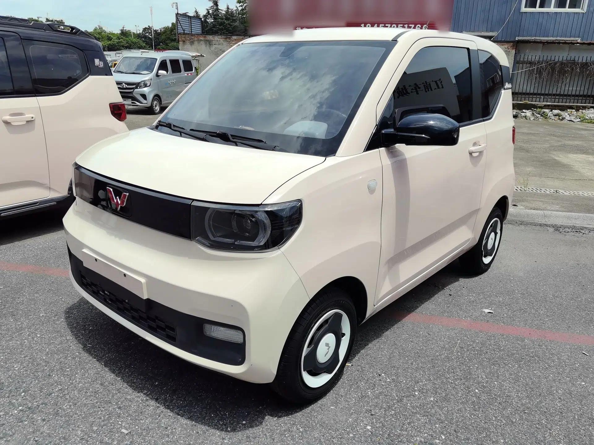 Wuling Hongguang MINIEV 2021 Macaron Sandwich Model 120 km Lithium NMC — миниатюра 1