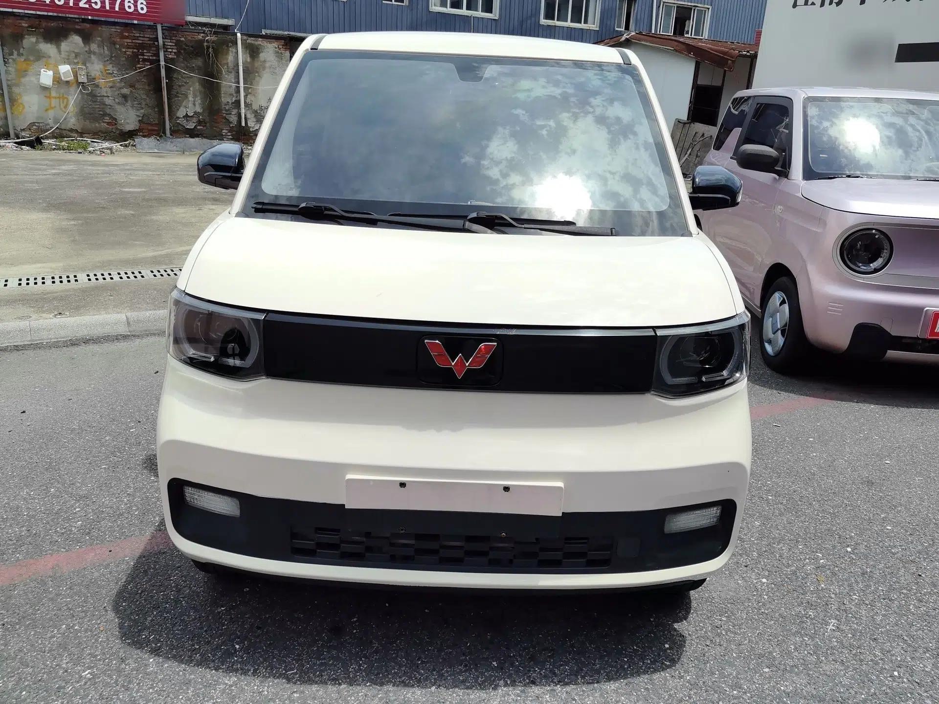 Wuling Hongguang MINIEV 2021 Macaron Sandwich Model 120 km Lithium NMC — миниатюра 17