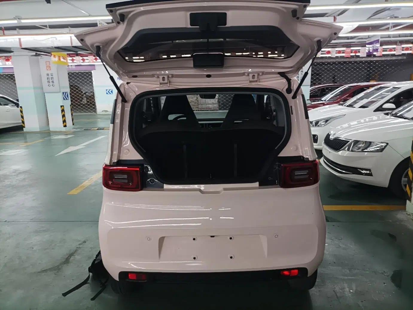 Wuling Hongguang MINIEV 2021 Macaron Sandwich Model 120 km Lithium NMC — миниатюра 34