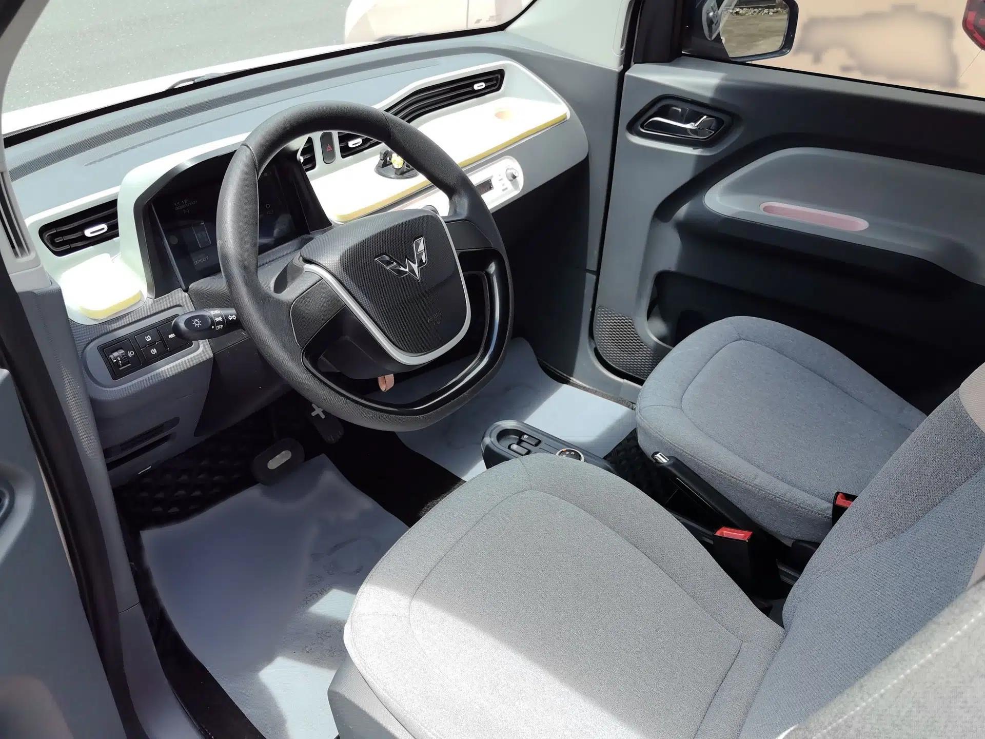 Wuling Hongguang MINIEV 2021 Macaron Sandwich Model 120 km Lithium NMC — миниатюра 36