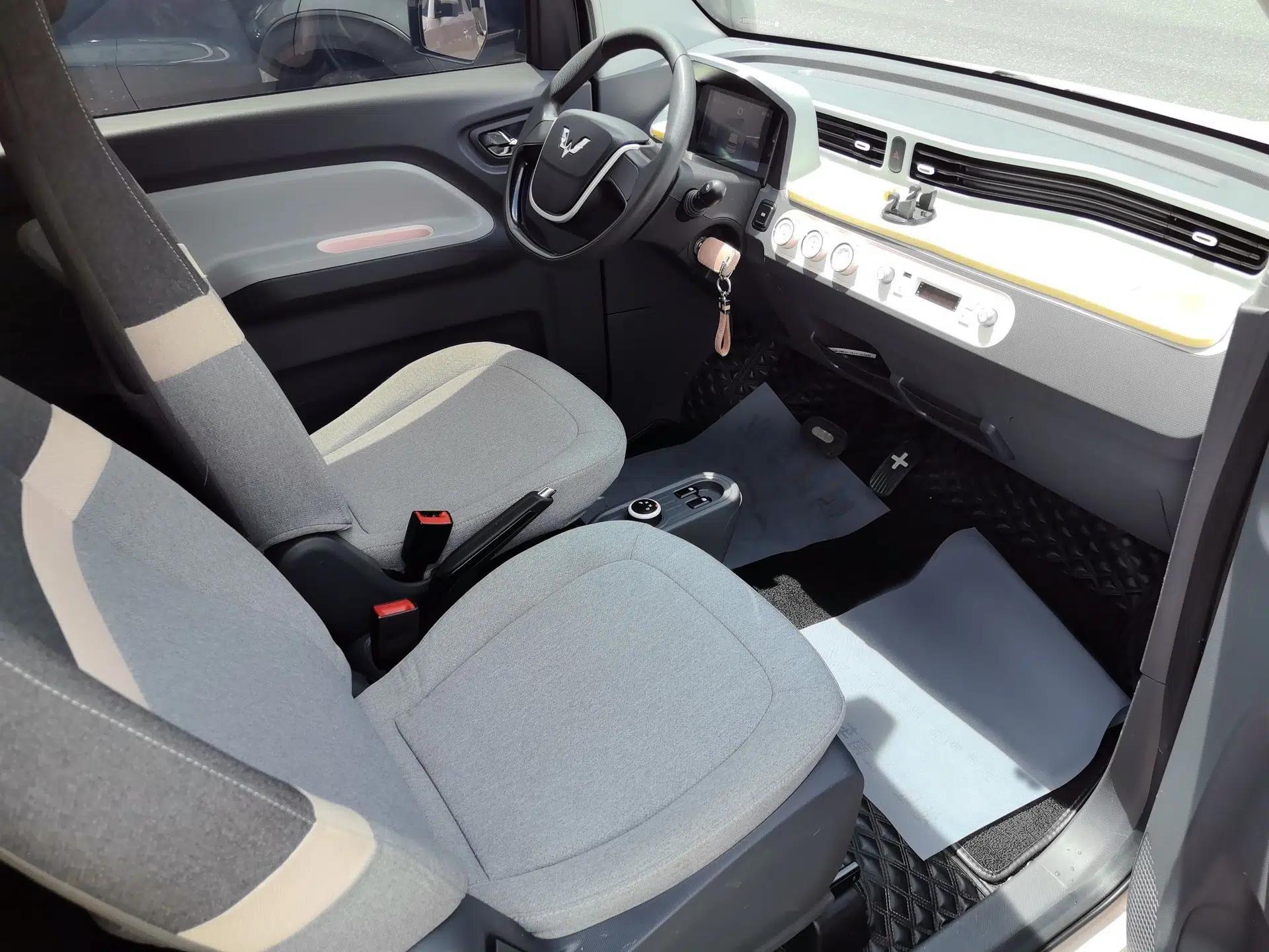 Wuling Hongguang MINIEV 2021 Macaron Sandwich Model 120 km Lithium NMC — миниатюра 38