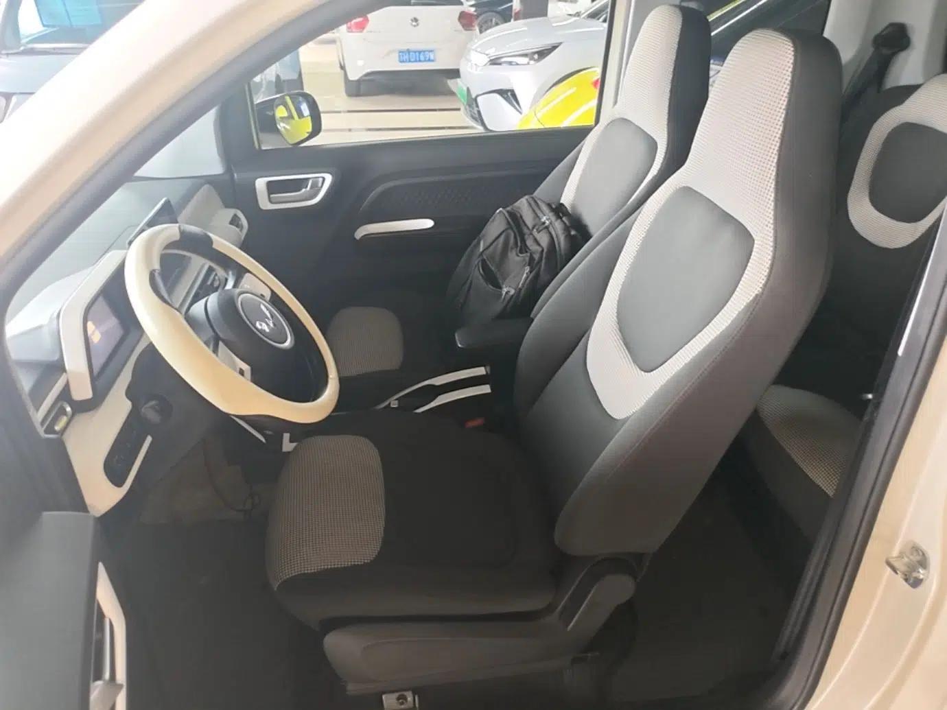 Wuling Hongguang MINIEV 2024 3rd Generation 170 km — миниатюра 17